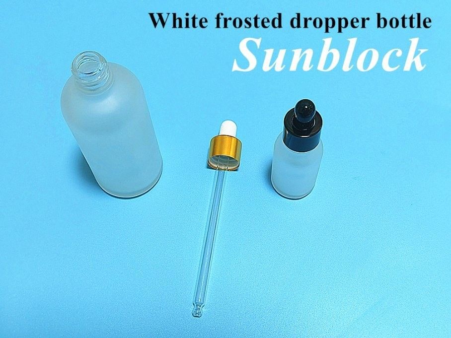 5ml 10ml 15ml 20ml 30ml 50ml empty round cosmetic Essential Oil Bottle Frosted White Glass Bottle with Glass Pipette