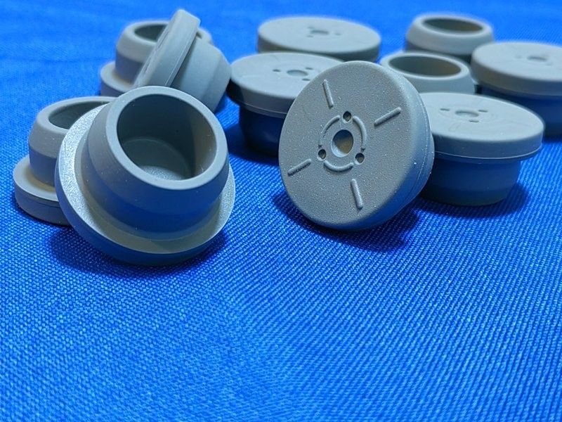 13mm 20mm 32mm Medical Use Blue Grey Lyophilization Butyl Rubber Stoppers for glass vial Glass Infusion Bottle