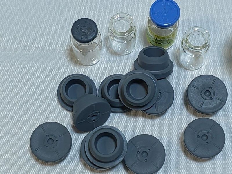 28mm 32mm Ethylene Oxide Sterilized Medical Consumables Bromo Butyl Rubber Stoppers for Glass Injection Vial