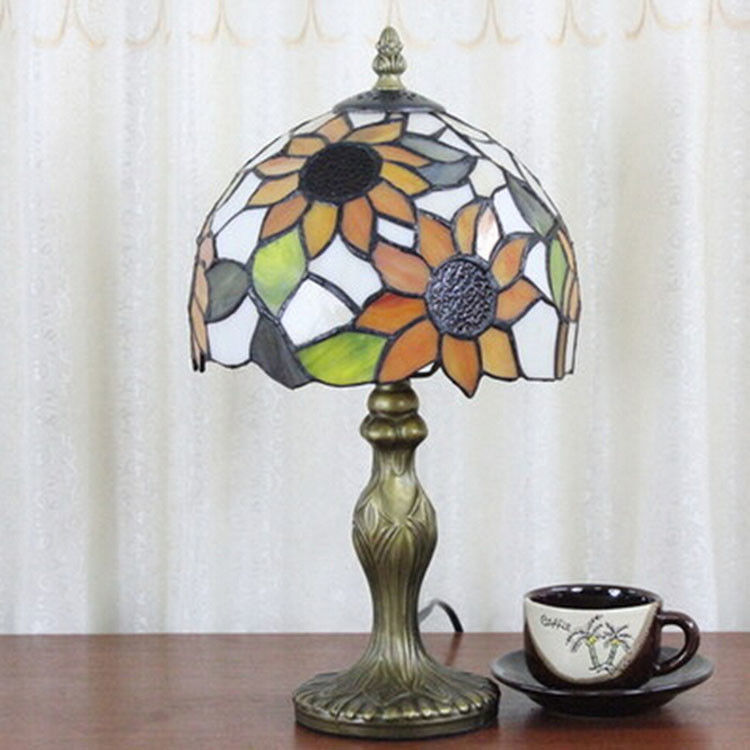 Restaurant stained glass reading table lamp hotel bedroom beside reading room night light flower luxury desk lamp